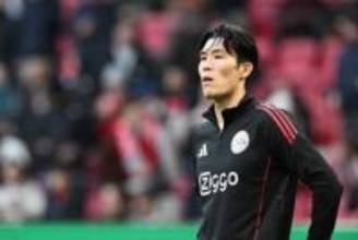 日本代表DFの一発退場「正しい行動をした」　数的不利も…監督は擁護「止めたいと思うものだ」