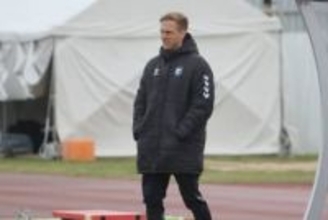 厳しいキャンプで「かなり成長」　イェンス監督が実感…実践で得た”収穫と課題”「そういう時こそ」