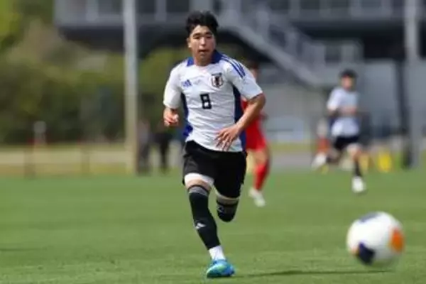 U-17日本代表10番が「シュートもうまいわ」　左足で右隅へ…ファン驚き「技術の高さ」