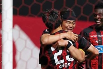 苦境ともにした2人…移籍するか「相談も受けました」　戦友が明かした“試合中の涙”