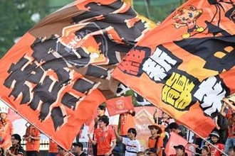 胸ロゴ変更に衝撃「マジで？」　J3クラブの象徴…13年の歴史に幕「美しく好きだった」