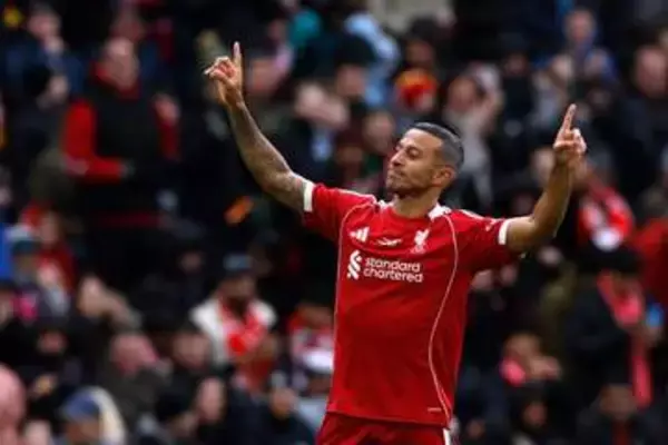 「引退から2年…元スペイン名手が「まだ別格」 まるで”マジシャン”の一撃に「驚異的」」の画像