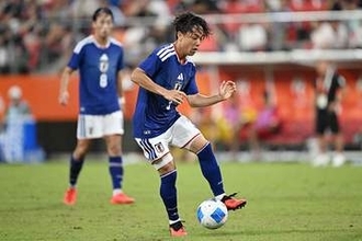 日本代表に必要な戦力「極端にいない」　4バック採用も…代表OBが太鼓判「めっちゃ良い」