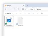 「ファイル隅の小さなアイコン、その座をめぐる熾烈な争いと「OneDrive」のセコいやり口が話題に／争いはやめて！　それはもう古い仕様よ！【やじうまの杜】」の画像1