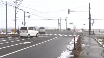 交差点で軽自動車と乗用車が衝突　軽自動車の助手席の87歳男性が死亡　3人がケガ　福島・会津坂下町