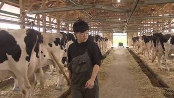 畜産業再開が復興への道しるべに　若き2人の女性酪農家が未来を切り拓く　原発事故から復興目指す福島・浪江町