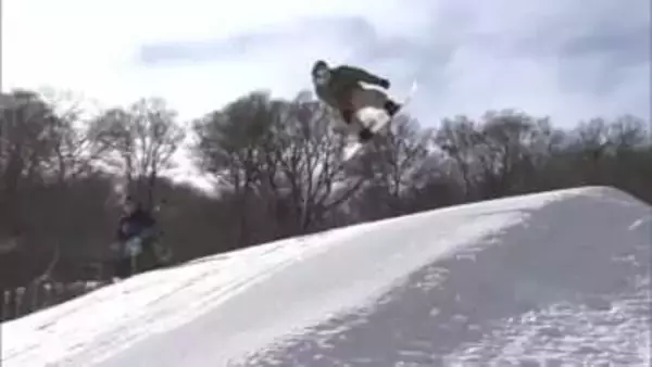 世界が注目する“スピンマスター”　スノーボード・荻原大翔　「ミラノオリンピックで金メダルを取れるように」福島の専用コースで強化合宿