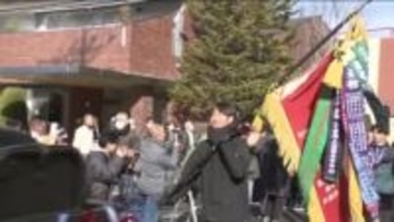 駅伝日本一の学法石川高校陸上部が福島県石川町で優勝パレード　町民と喜び分かち合う　目指すは大会連覇