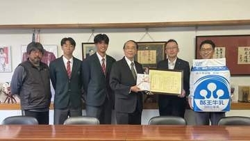 地区予選突破し全国制覇へ　尚志高校サッカー部を地元企業がサポート