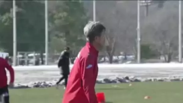 カズが福島ユナイテッドFCに初合流！全体練習でチームメートと汗を流す