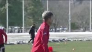 カズが福島ユナイテッドFCに初合流！全体練習でチームメートと汗を流す