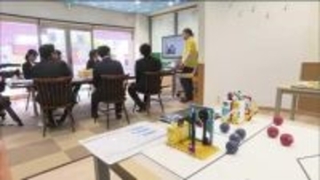 ロボットとボッチャを掛け合わせた「ロボッチャ」　ベスト学院で新たな授業が開講