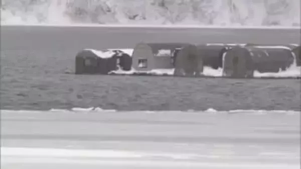 冬の楽しみ“氷上でのワカサギ釣り”はもうすぐ？　福島・桧原湖　暖冬影響で結氷しない年も…寒波に期待