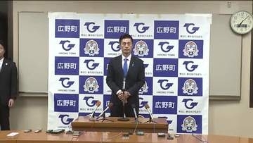 細野復興大臣　就任後初めて被災地を訪問　“福島に寄り添う姿勢”強調