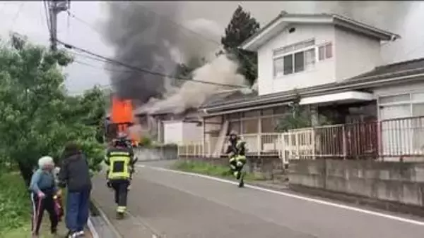 福島市在庭坂の住宅火災　焼け跡から1人の女性遺体　住宅1棟が全焼する火事