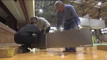 25日投開票の福島県知事選挙　投票所の設営作業進む　県内外あわせて1085ヵ所設置