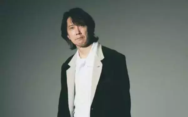 佐々木蔵之介「自分を高く見ないから腐らない」会社員時代に培った冷静な俯瞰力と原点