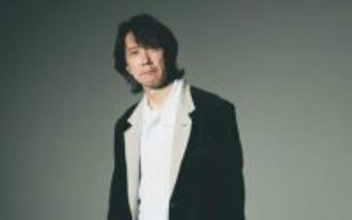 佐々木蔵之介「自分を高く見ないから腐らない」会社員時代に培った冷静な俯瞰力と原点