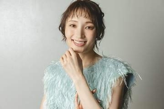 望海風斗が明かす天海祐希への変わらぬ思い…宝塚退団後のキャリアを支える宝物の言葉