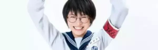 『オトナブルー』“首振りダンス"で大ブレイク！新しい学校のリーダーズ・SUZUKAが語る紅白で人前に立つ表現者としてのすごさを感じた先輩ミュージシャン