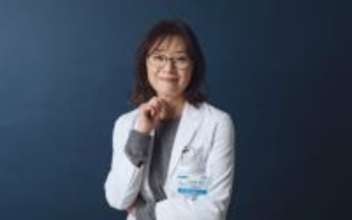 大塚寧々「最初に会ったのは小学生のころ」時を経てTHE CHANGEした『ヤンドク！』主演・橋本環奈の印象と、自身に“常に影響を与えている”出合い