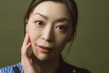 「役作りで8キロ減量の『風、薫る』内田慈、吉沢亮の13キロ減報道で受けた刺激と究極の食事管理。｢現実は知らん！｣年齢にとらわれない女優魂」の画像1