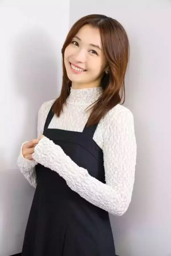 ミスマガジン2004で芸能界デビュー、40歳の山崎真実が明かす恋愛と結婚、｢みんなも必死」映画『軋み—KISHIMI—』の緊張感あふれる現場