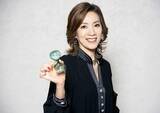 「｢細胞が喜んでおります｣元宝塚トップ真琴つばさの人生を変えた『ベルばら』麻実れいの衝撃、最上級生・小柳ルミ子との初会話と人生初の美空ひばり」の画像1