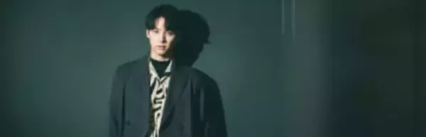 ｢電話で読み合わせをしたりも｣福士蒼汰が語る福原遥との“建設的な時間”、現場で趣味の写真撮影も｢見返すと編み物している写真が多かった(笑)｣