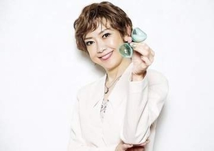 元宝塚トップスター姿月あさとが明かす海外移住の理由…誰も知らない土地で得た安らぎの7年間