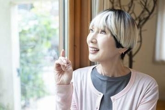 秋野暢子が語る食道がん闘病のリアル…勘違いの“丸刈り”体験とエンタメに救われた入院生活
