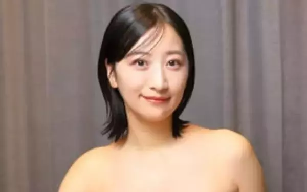 ｢詐欺やと思った｣グラビア超新星・榎原依那デビューのきっかけ、上京2日目のスカウトDMと追いDM｢マネージャーは“賭けに当たった！”｣