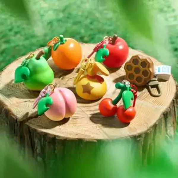 「どうぶつの森」のベルぶくろやハチのすがキーホルダーに。カプセルトイ「フルーツキーホルダーコレクション どうぶつの森」9月発売北海道のポップアップイベントで先行販売