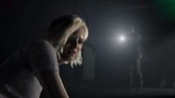 レオンパートは“痛快”体験だった！ 「バイオ レクイエム」試遊版レポートグレースの「恐怖」との対比がすごい。チェーンソーや斧アクションもプレイ