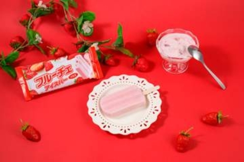 いちご味の「フルーチェ」がバーアイスに！ファミリーマートにて10月27日発売どろっとした食感のカップ飲料も登場