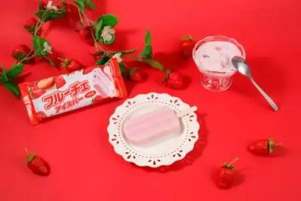 いちご味の「フルーチェ」がバーアイスに！ファミリーマートにて10月27日発売どろっとした食感のカップ飲料も登場