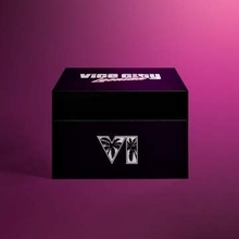 「GTA6」、グッズたくさんのアイテムボックス発表！ サングラスやボディバッグなど実用的アパレルアイテムも日本への発送は不可