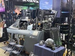 オーダーメイドで自宅に置ける本格フライトシミュレーターがRAZBAM JAPANブースで展示！【TGS2026】