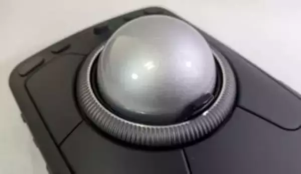 「エキスパートマウス TB800 EQ トラックボール」レビューリングやローラーなど楽しい仕掛けが満載！ただし「ボール上部」での操作が不安定