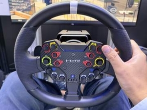 ダイレクトドライブなのにわずか3Nm。だが、それがいい。　HORI初のDDハンコンは全年齢向け仕様に【TGS2026】