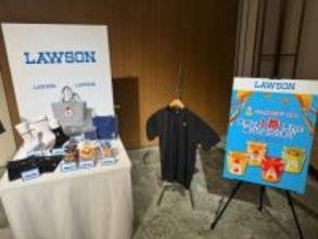 ローソン「からあげクン」40周年を記念した新フレーバーが登場！ 4月7日より順次発売ポロシャツやトートバッグなどのグッズも登場