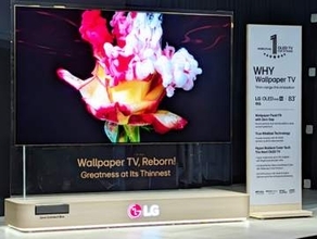 LGの最新極薄“壁紙テレビ”「LG OLED evo AI W6」をチェックしてきた厚さは脅威の1cm以下。4K/165Hz、応答速度0.1msとゲーミング対応もバッチリ