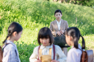 「自分のせいで涼子は好きなことができないのでは？」と悩んでいた玉に涼子が打ち明けた言葉とは？【あすの『虎に翼』】