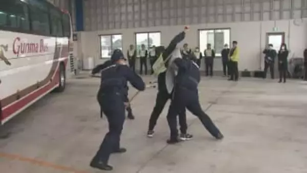 「湯けむり国スポ」開催前に　バス車内でテロ想定した訓練　群馬・高崎市