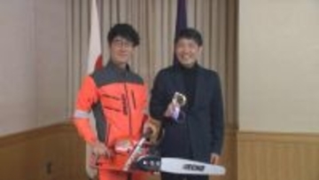 チェーンソー日本一・今井陽樹さん　世界大会「表彰台で感謝を」抱負語る　群馬・前橋市