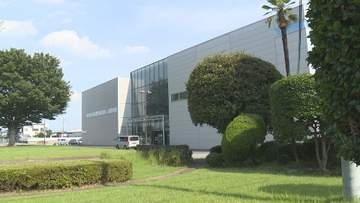 コンビニ冷凍棚巡り談合か　公取委が大手３社に立ち入り