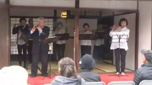 武鷹館つつじまつり　にぎわう　群馬・館林市