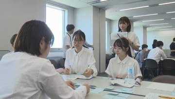 群馬県庁で初開催　1DAY県庁ライフ　学生らが政策立案など学ぶ