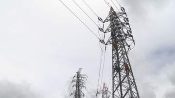 送電鉄塔での救助手順を確認する訓練　群馬・前橋市