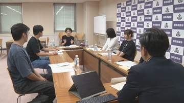 大学生が県議会議員と意見交換　群馬・前橋市